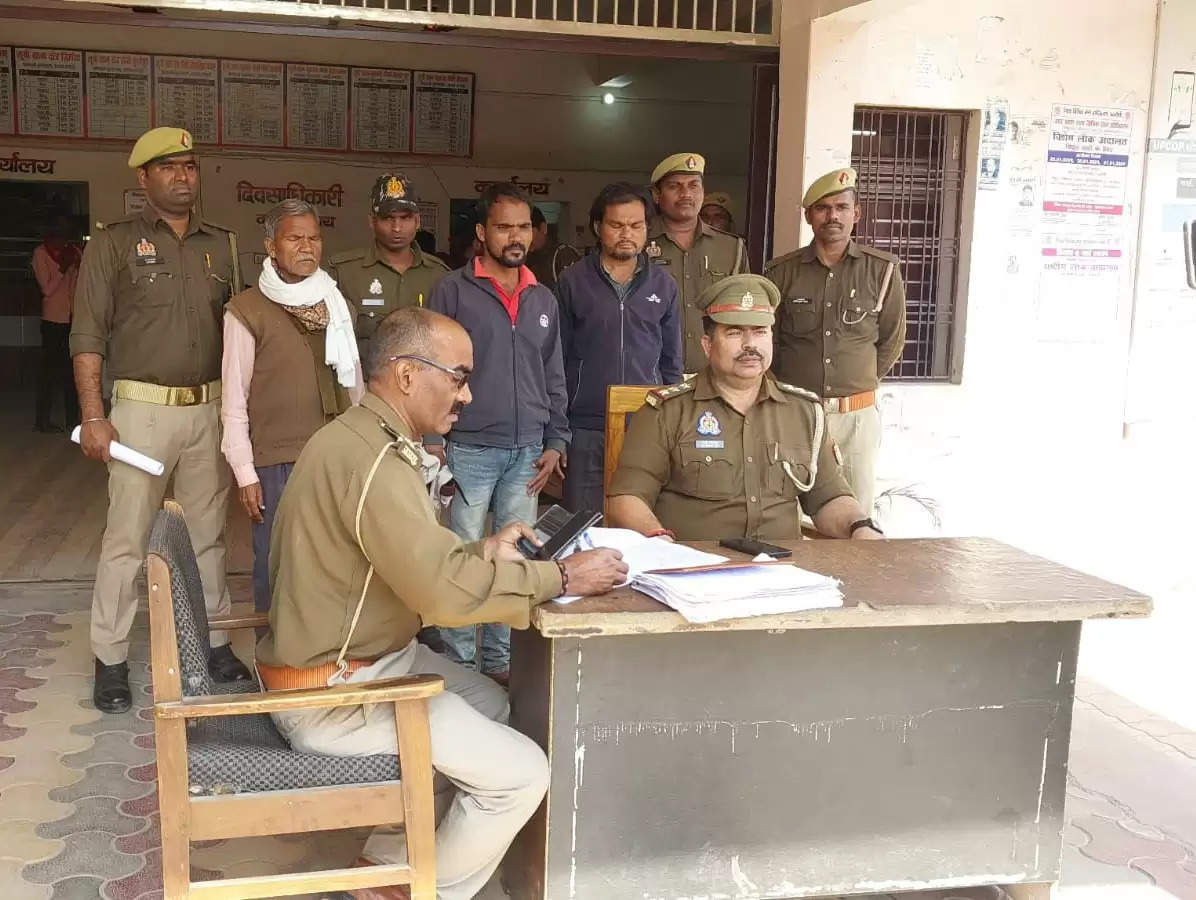 Chandauli Police Arrested