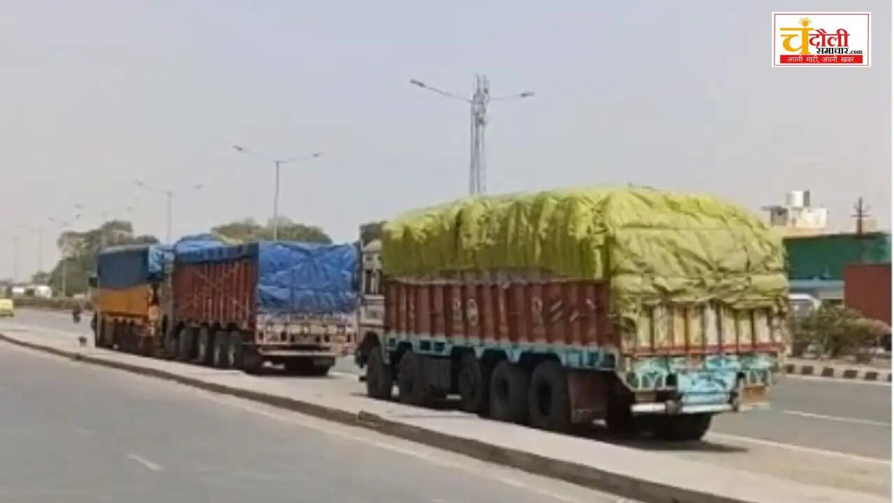 national-highway-illegal-truck-parking-accident-up
