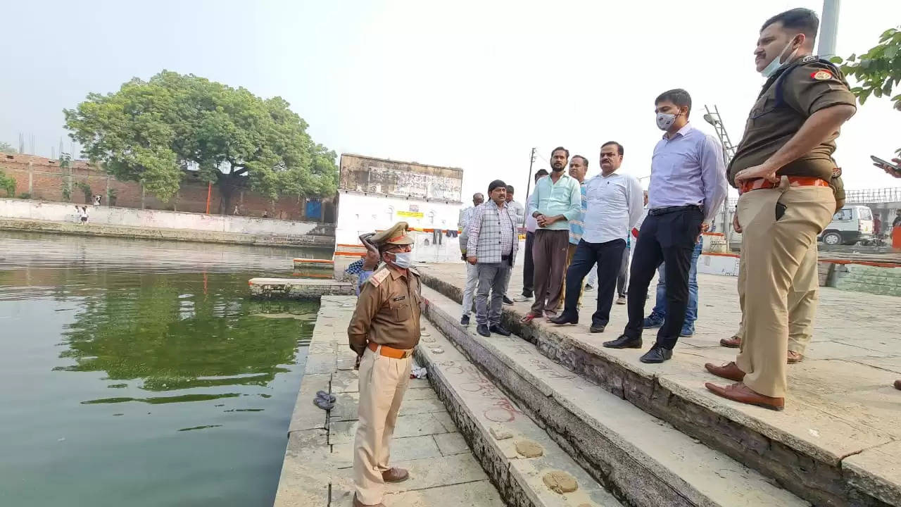 DM SP Chandauli Inspection