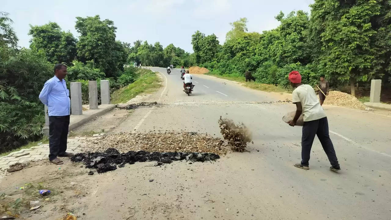  Road Repairing