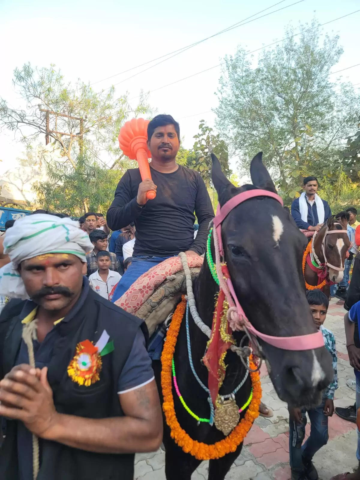 महाशिवरात्रि के दिन निकली शिव बारात