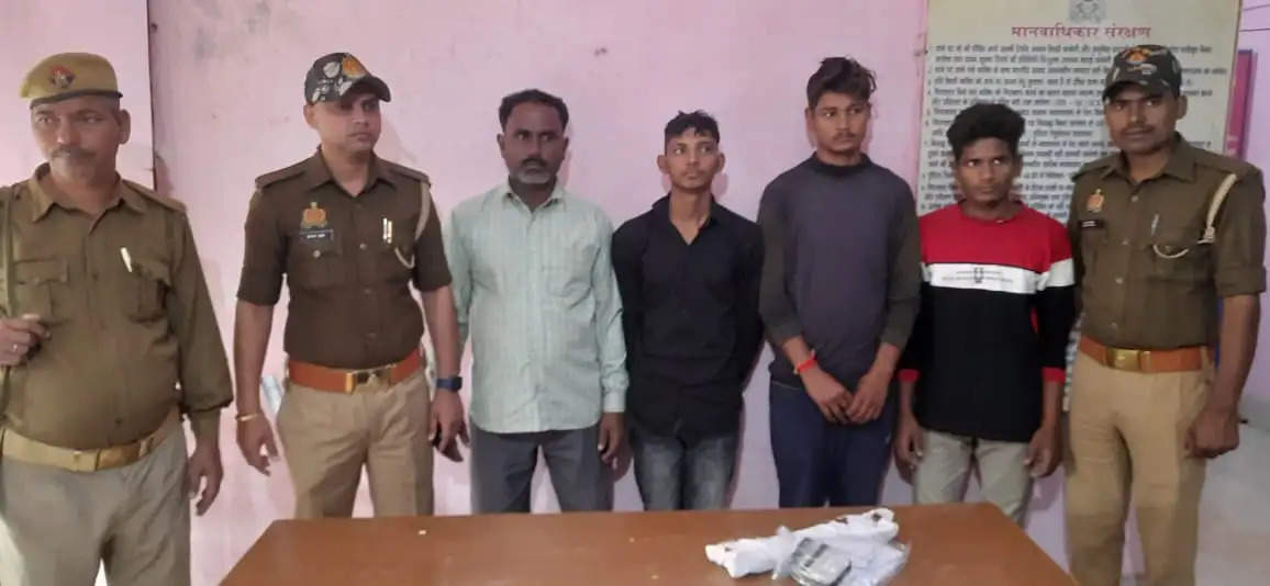 4 Thief arrested