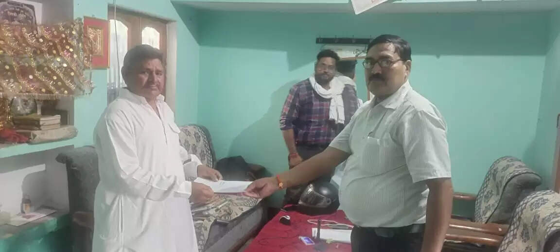 Postmaster Nandlal Singh