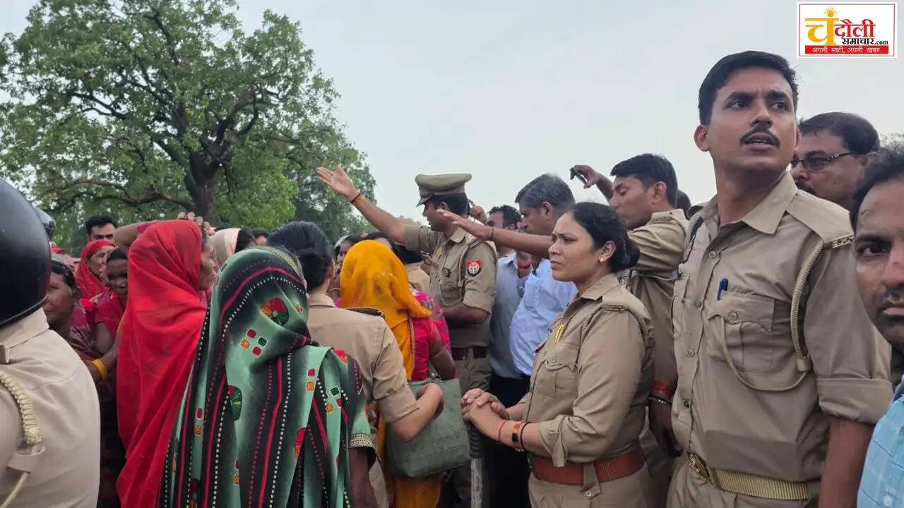chandauli-naugarh-forest-land-encroachment-protest-village-news