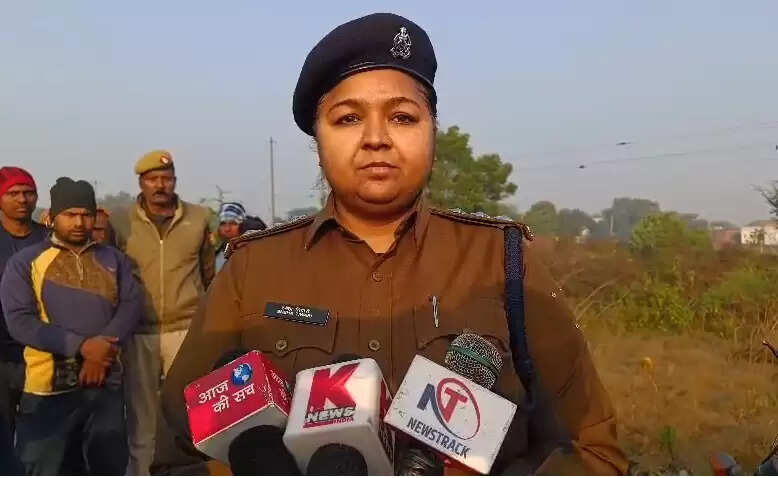 Sakaldiha trader Om Prakash Maurya murder case  Chandauli morning walk murder investigation  Sakaldiha Amra road homicide news  Nonar village Om Prakash Maurya killing  Police investigation in Sakaldiha murder