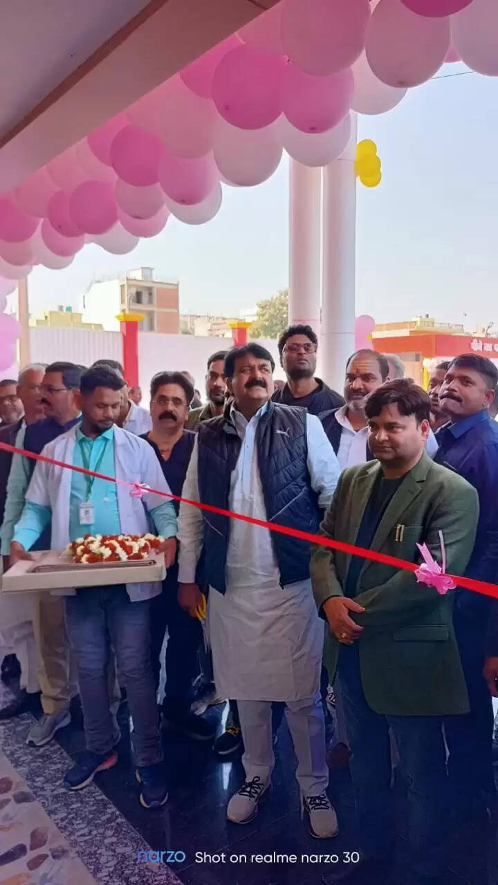 Dr Anand Prakash Tiwari