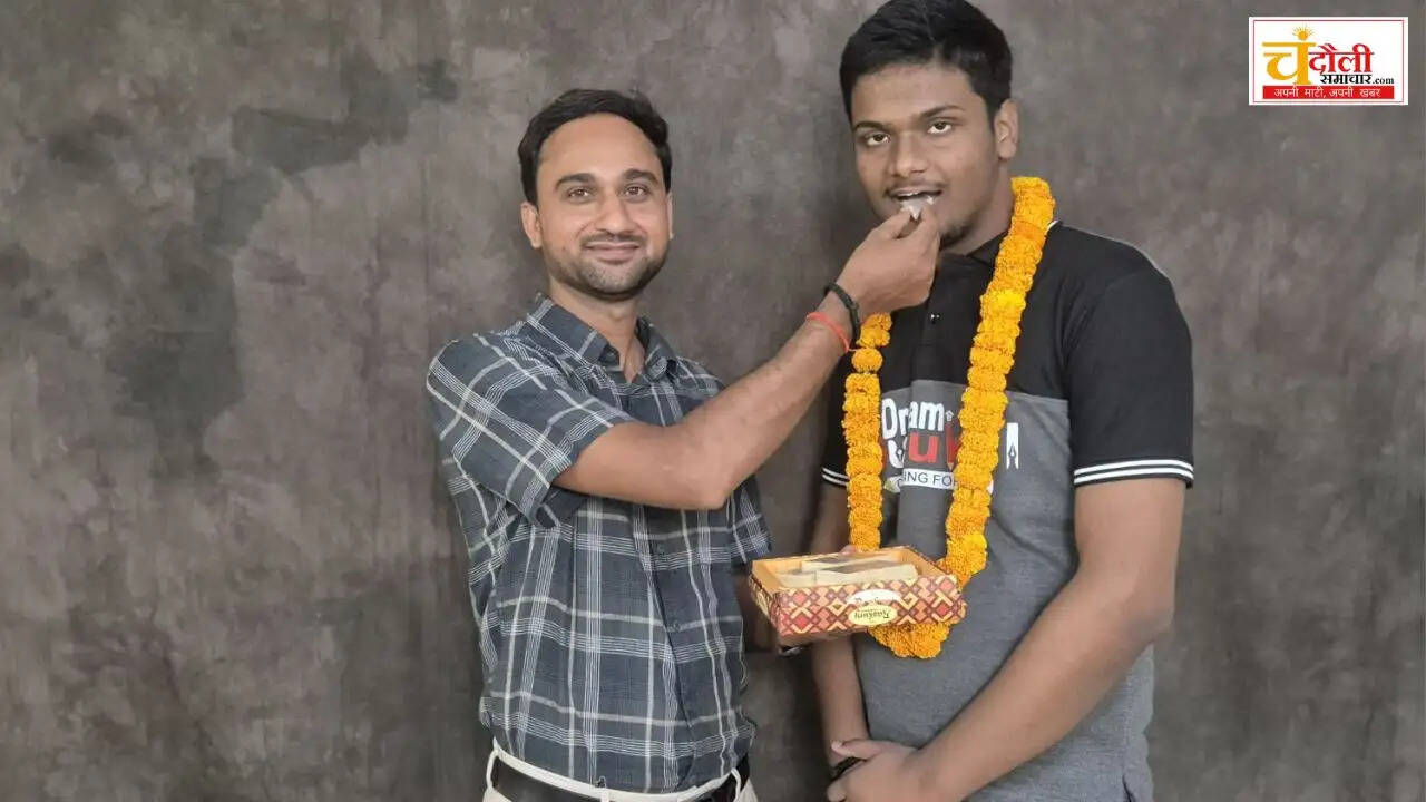 dream-gurukul-ayush-sinha-cracks-iit-jee-advanced-2026