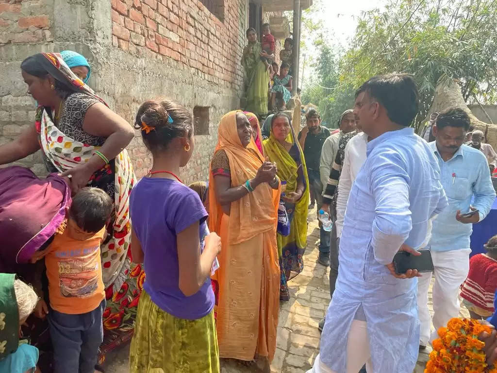 BSP candidate Amit Yadav Jansampark