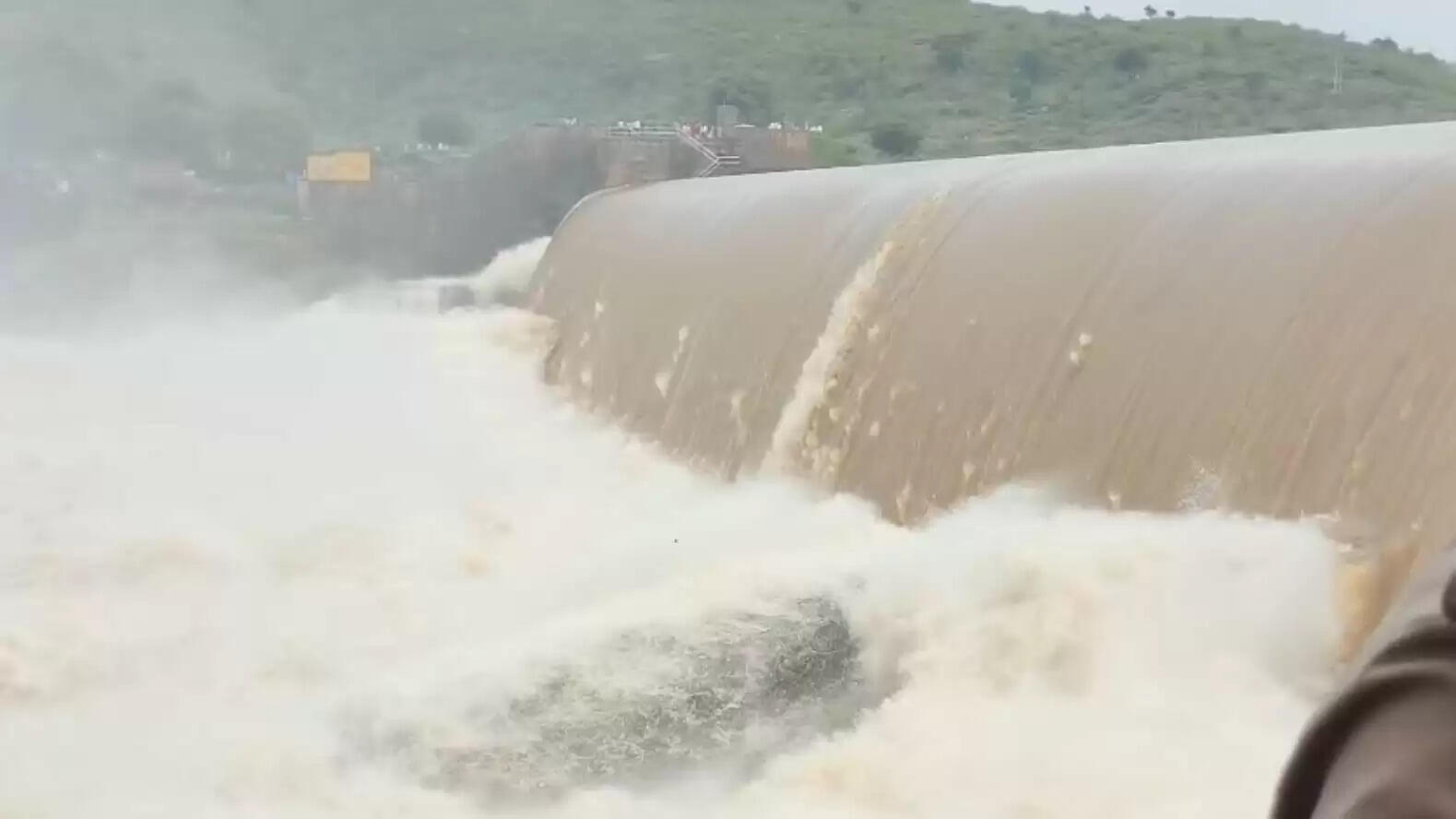 Flood in Chandraprabha