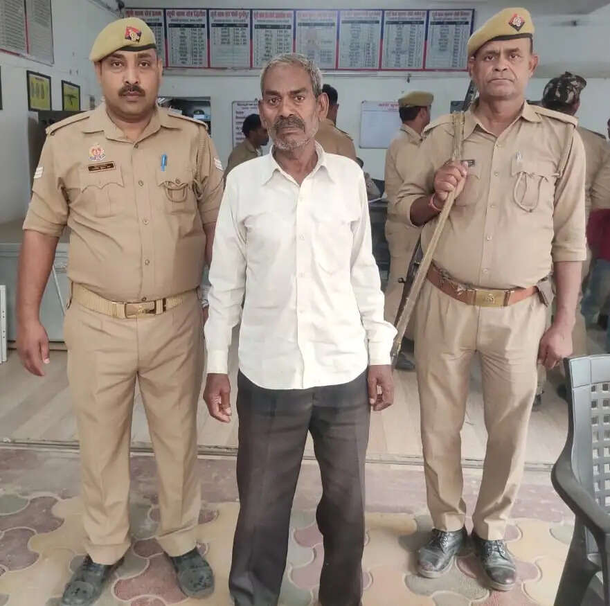 e arrested 2 criminals