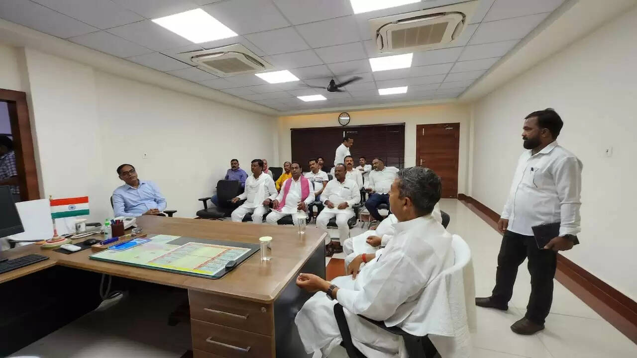 MP Virendra Singh meeting