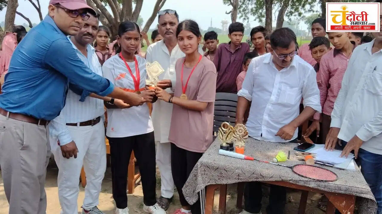 sakaldiha-block-level-sports-competition-badminton-chandauli-news