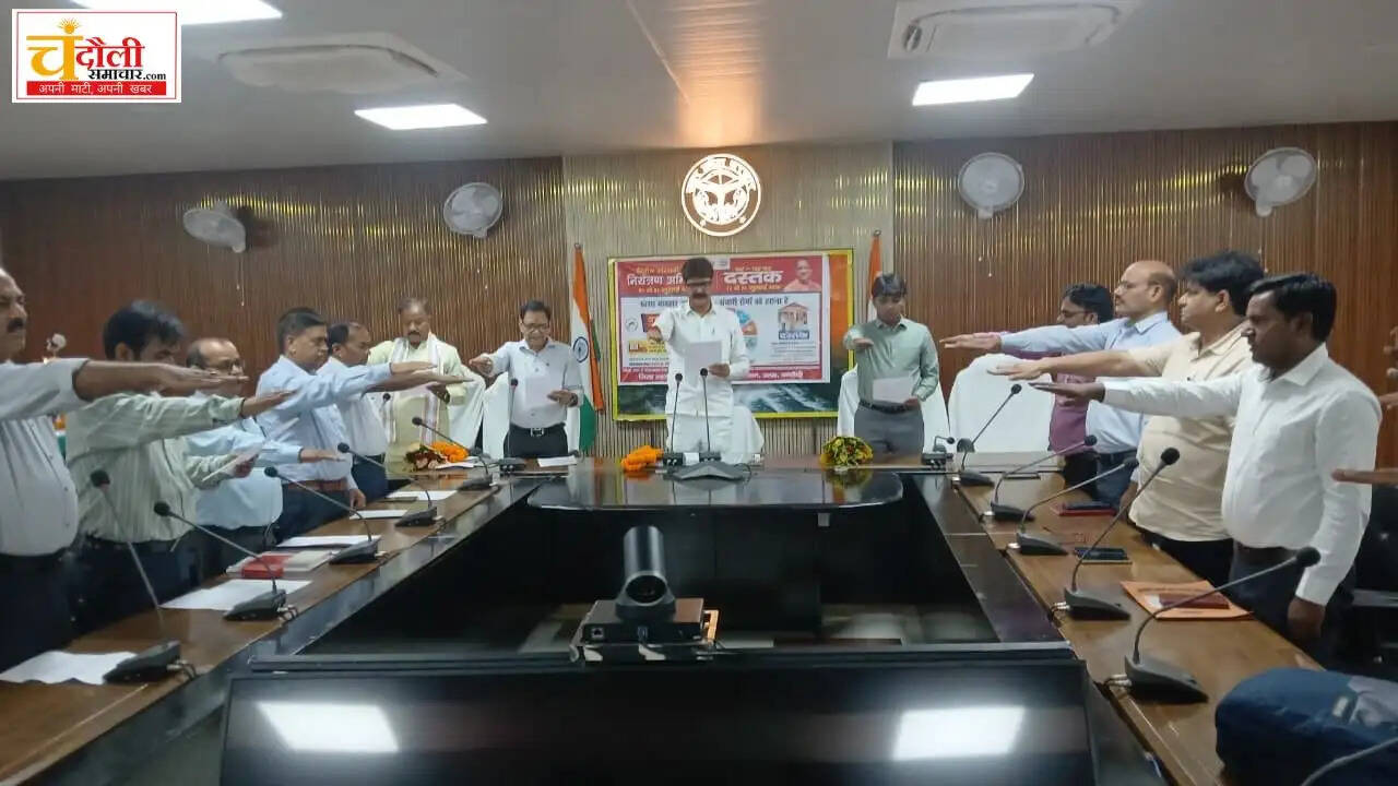 chandauli-communicable-disease-control-dastak-campaign-start