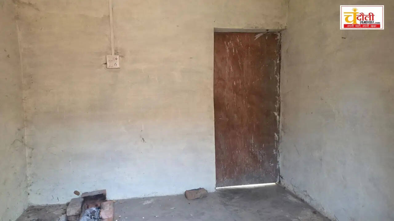 nauhgarh-malevar-panchayat-bhawan-corruption-up