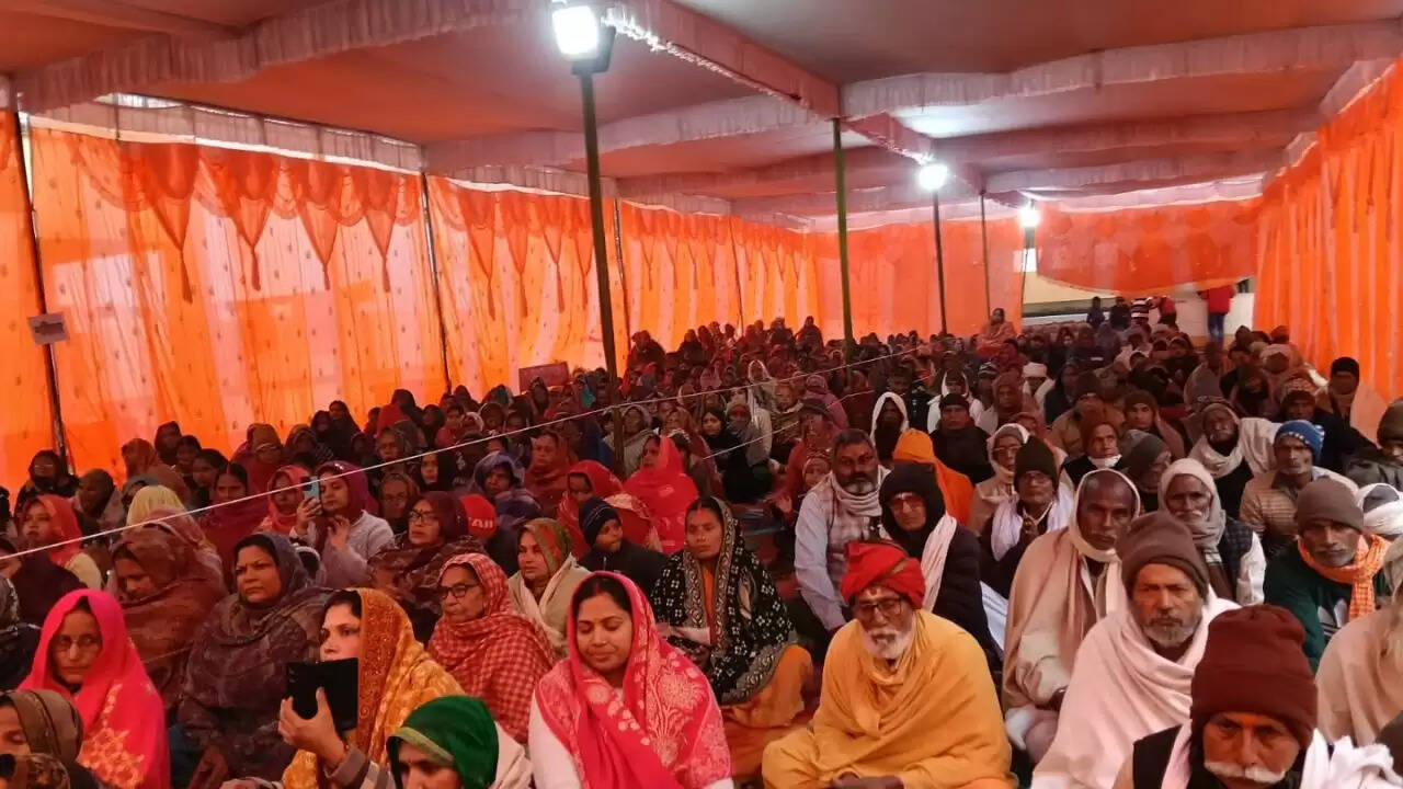  Shrimad Bhagwat Katha Laxmanagarh Chandauli  Sant Venkatesh Prapannacharya Gaya  Laxu Brahm Baba Mandir Event