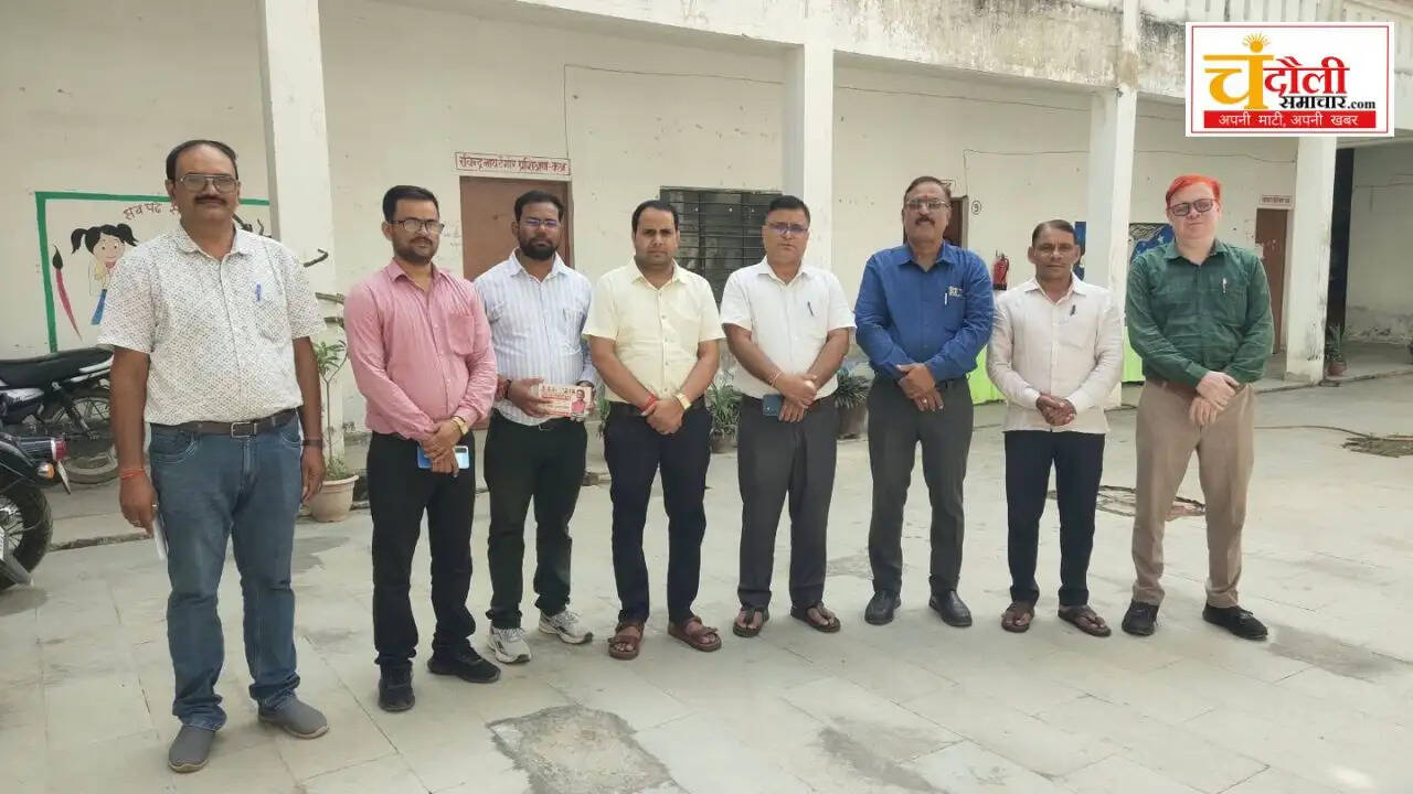 Varanasi Teacher MLC Election Candidate Promod Mishra, Secondary Teacher Association Chandauli MLC Campaign, BJP Teacher MLC Candidate Varanasi Seat, Former MLC Om Prakash Sharma Associate Promod Mishra, Lal Bihari Yadav Vs Promod Mishra Varanasi MLC,