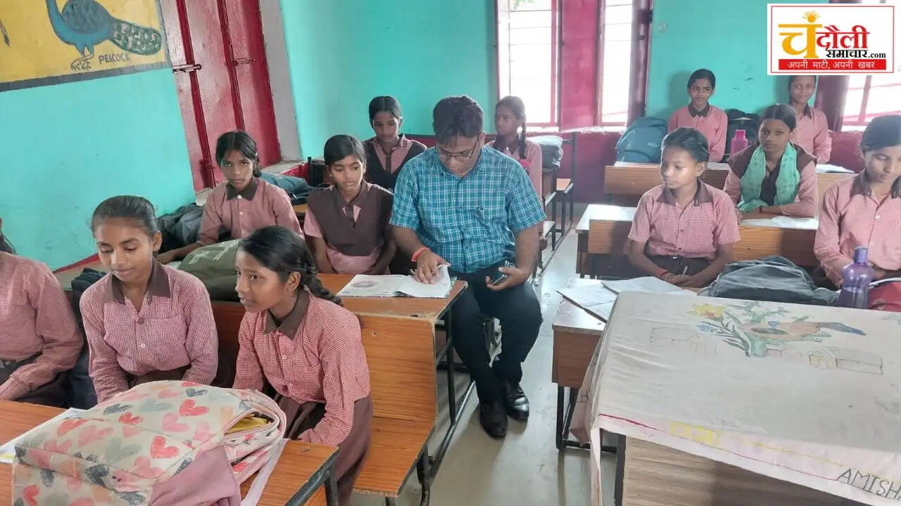 chandauli-school-inspection-bsa-ate-midday-meal-news