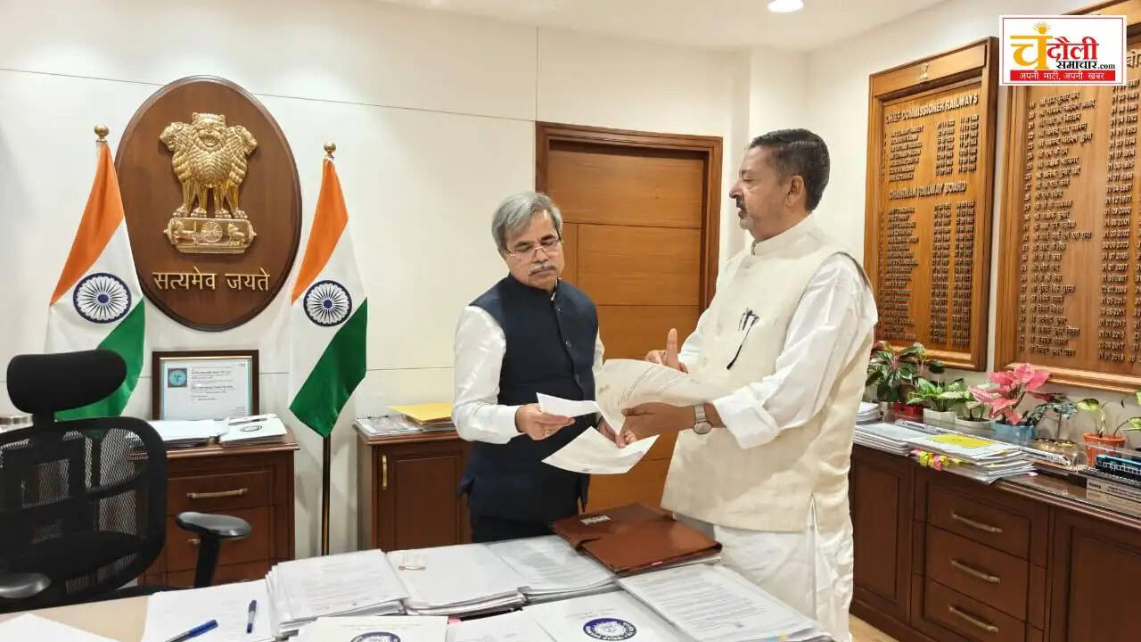 chandauli-mp-virendra-singh-meets-railway-board-chairman-news