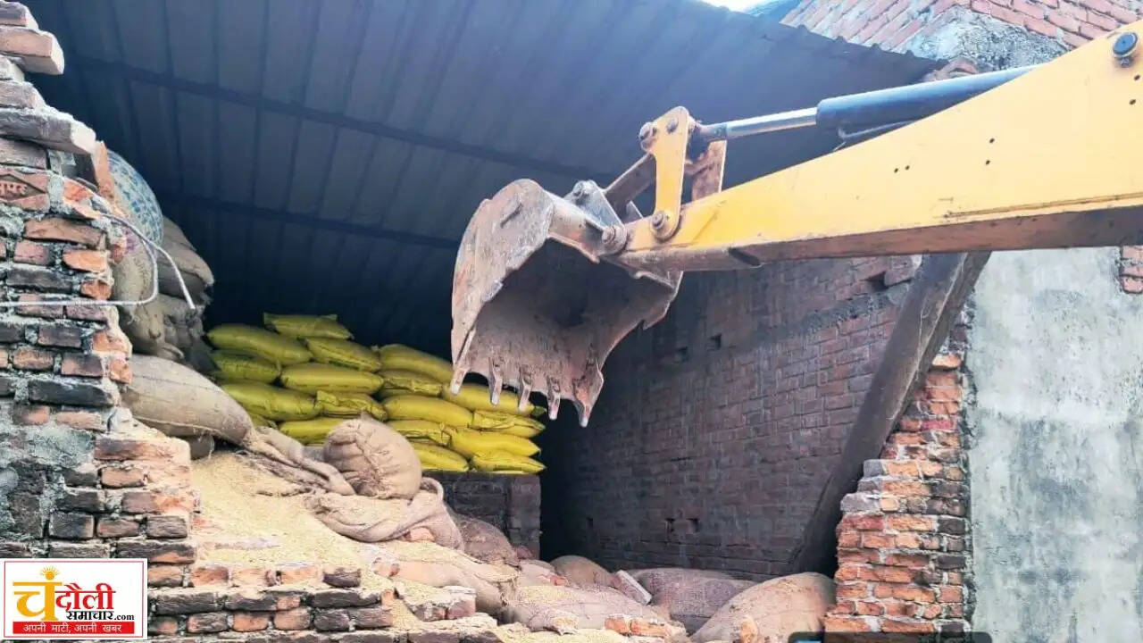 naugarh-playground-encroachment-bulldozer-action