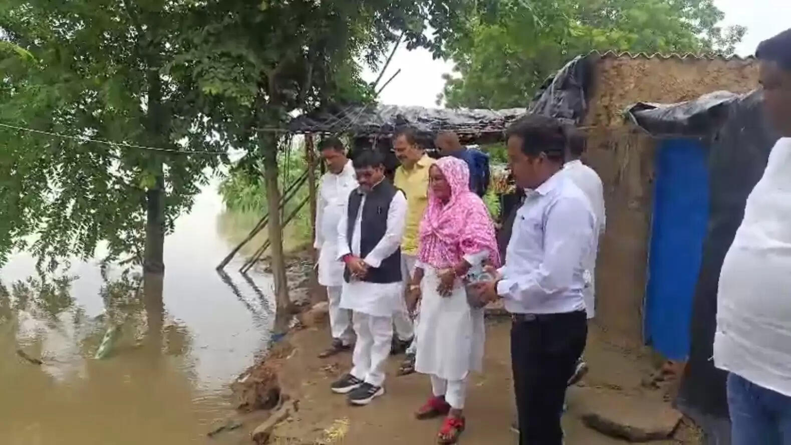 Minister sanjiv gond 