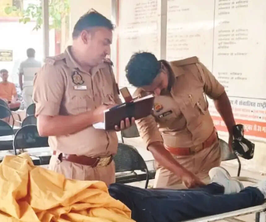 naugharh-road-accident-worker-death-pddun-station