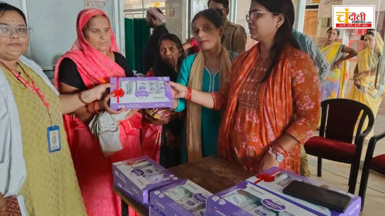 chandauli-mch-wing-kanya-janmotsav-baby-kits-distributed