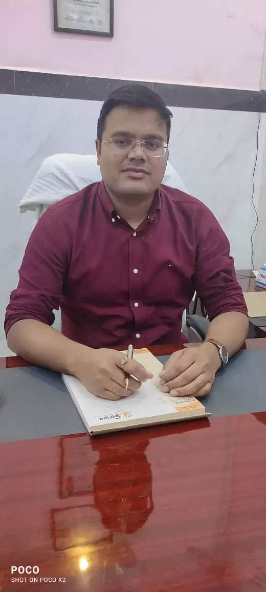 Dr Gautam Tripathi