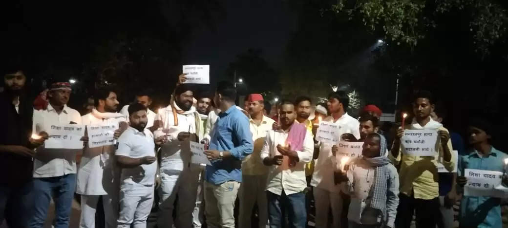 Candle March by Samajwadi Party workers 