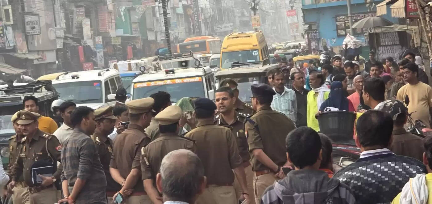 dig-vaibhav-krishna-visits-chandauli-rohitash-pal-murder-case