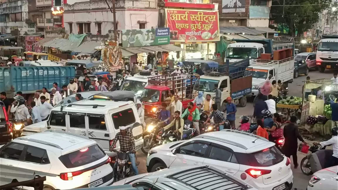 huge jam at Chahaniya 