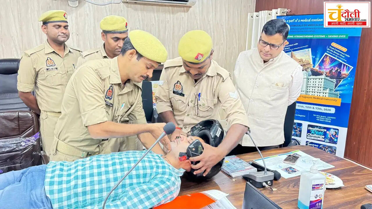 chandauli-traffic-police-first-aid-training-sactem-doctors-cpr-news