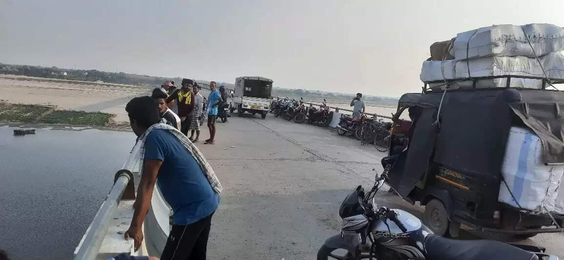 Akash Giri Jumped into River