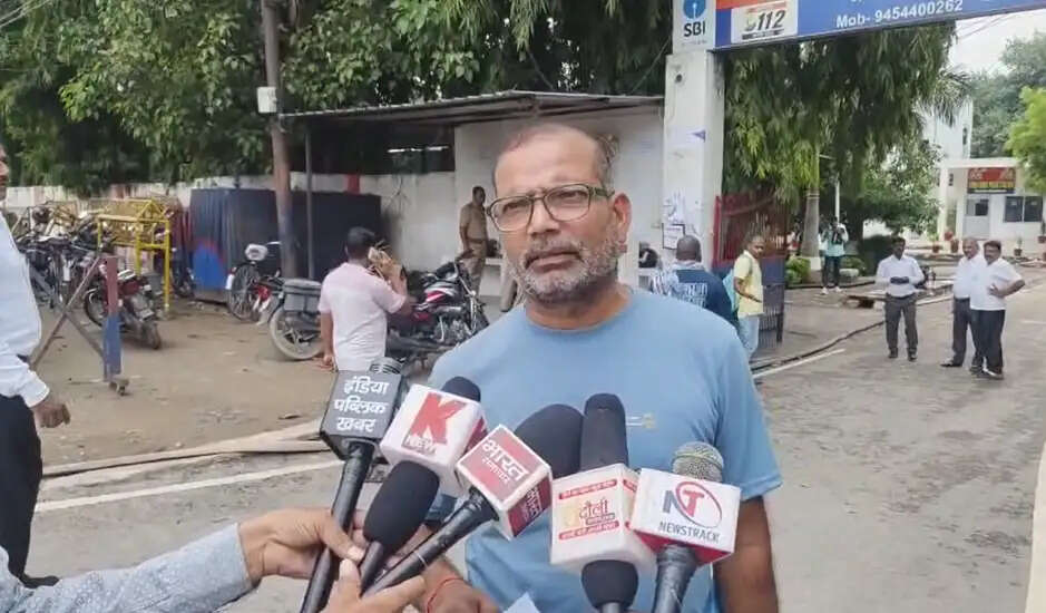 chandauli news marriage fraud case, chandauli khabar jind man cheated, chandauli samachar balua police station, chandauli news sp aakash patel, chandauli khabar matiyara village fraud