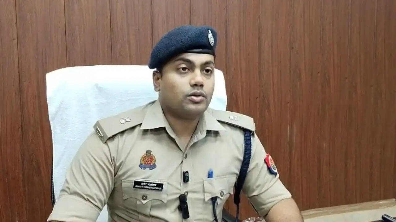 chandauli-police-seized-illegal-beer-truck-bihar-smuggling