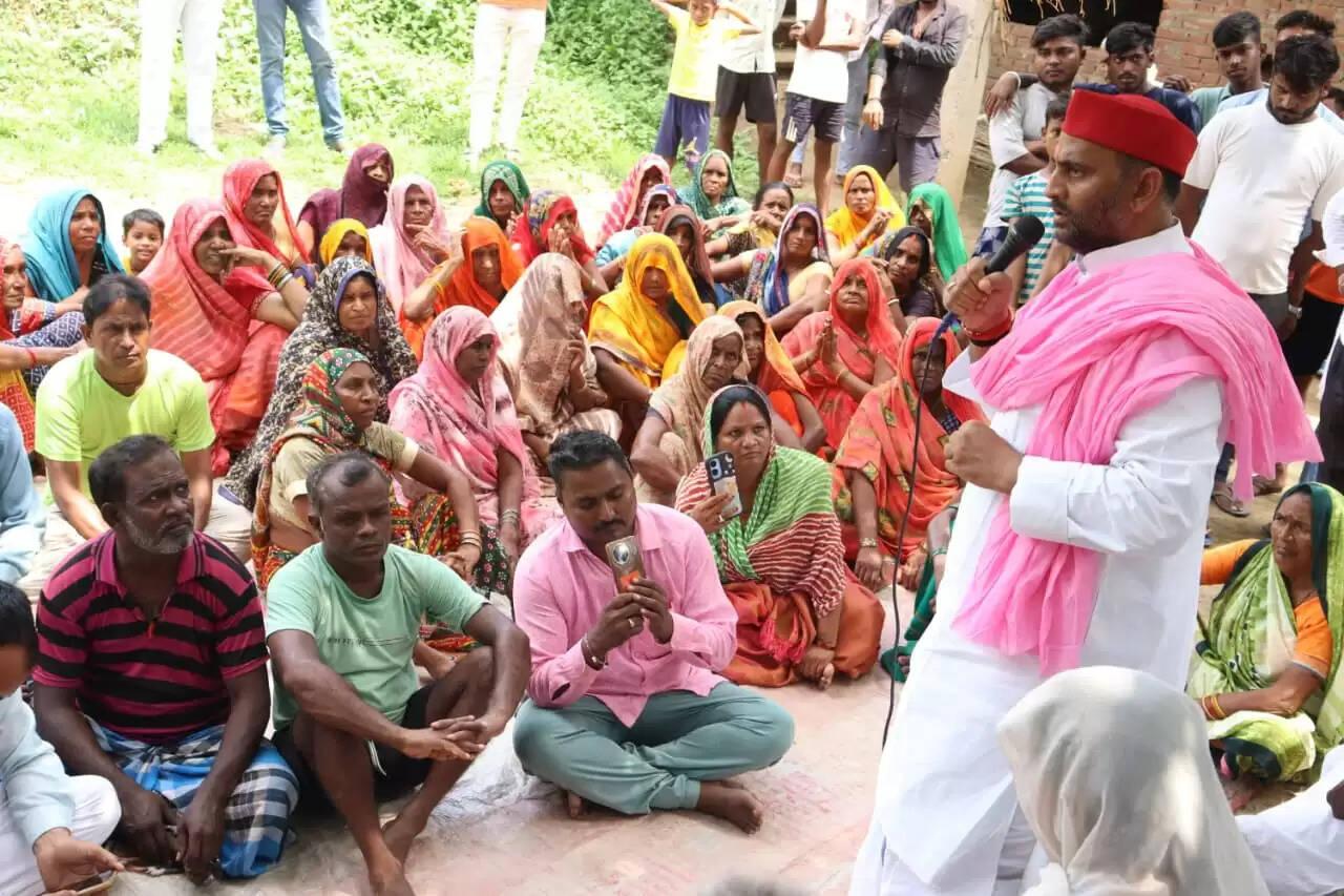 Mnaoj Singh w 