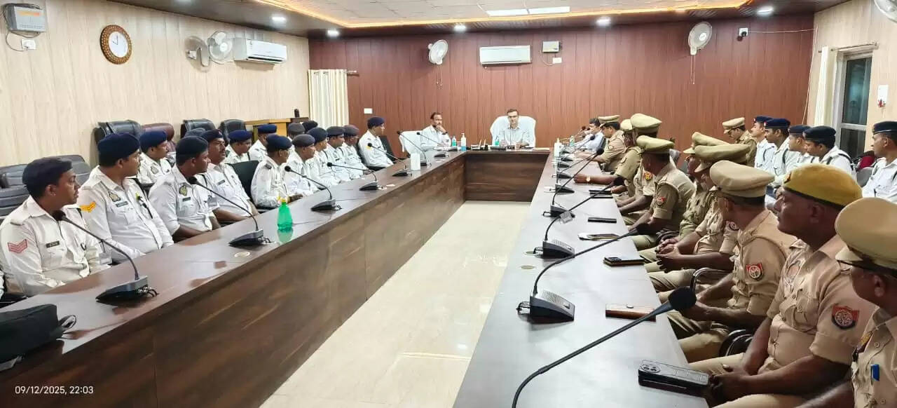 SP Chandauli Meeting