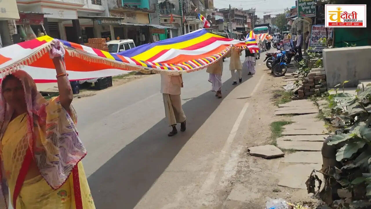 grand-buddha-dhamma-yatra-with-300-meter-panchsheel-flag