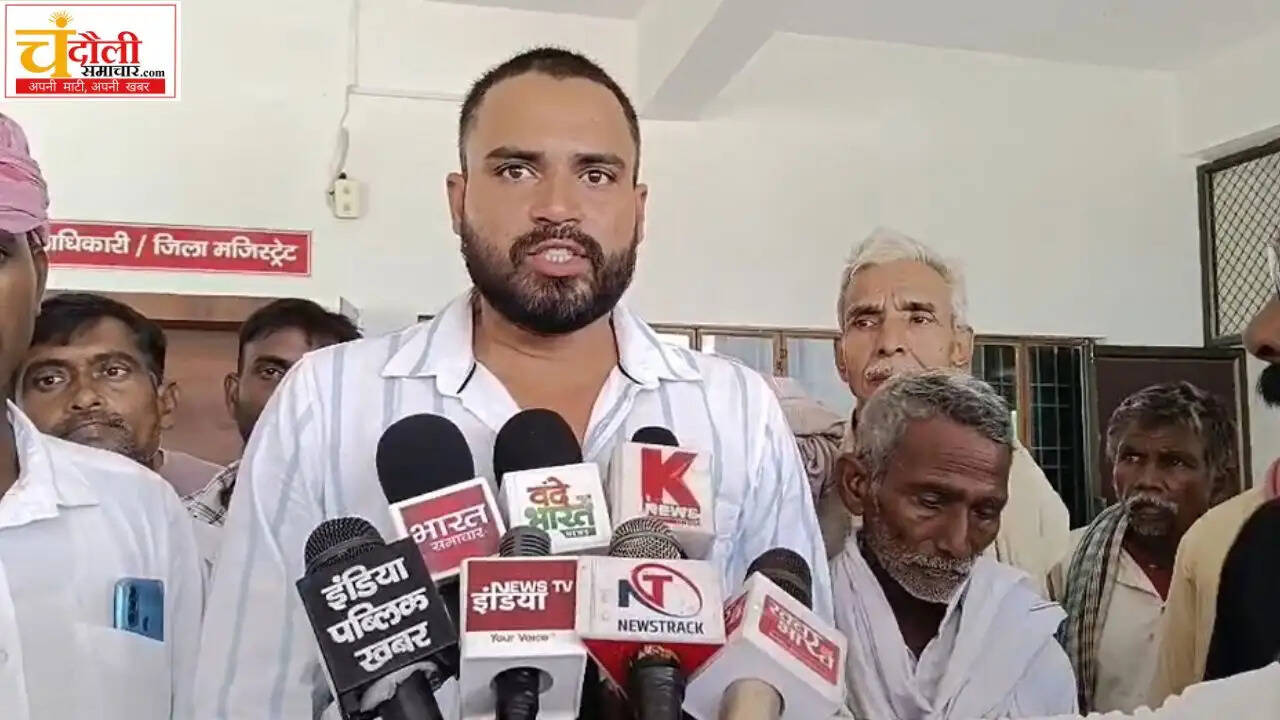 banarsiya-village-problems-memorandum-to-dm