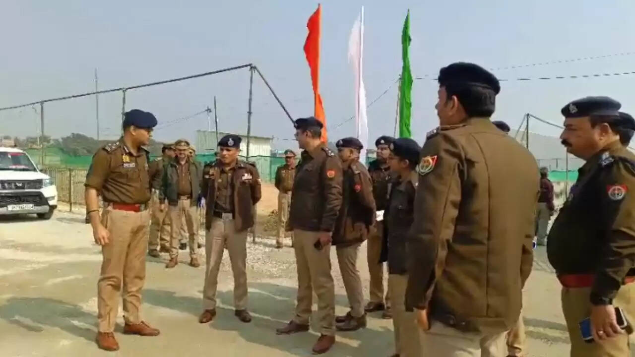  CJI and CM Yogi Chandauli news, Integrated Judicial Complex Chandauli khabar, 1500 crore court projects Chandauli samachar