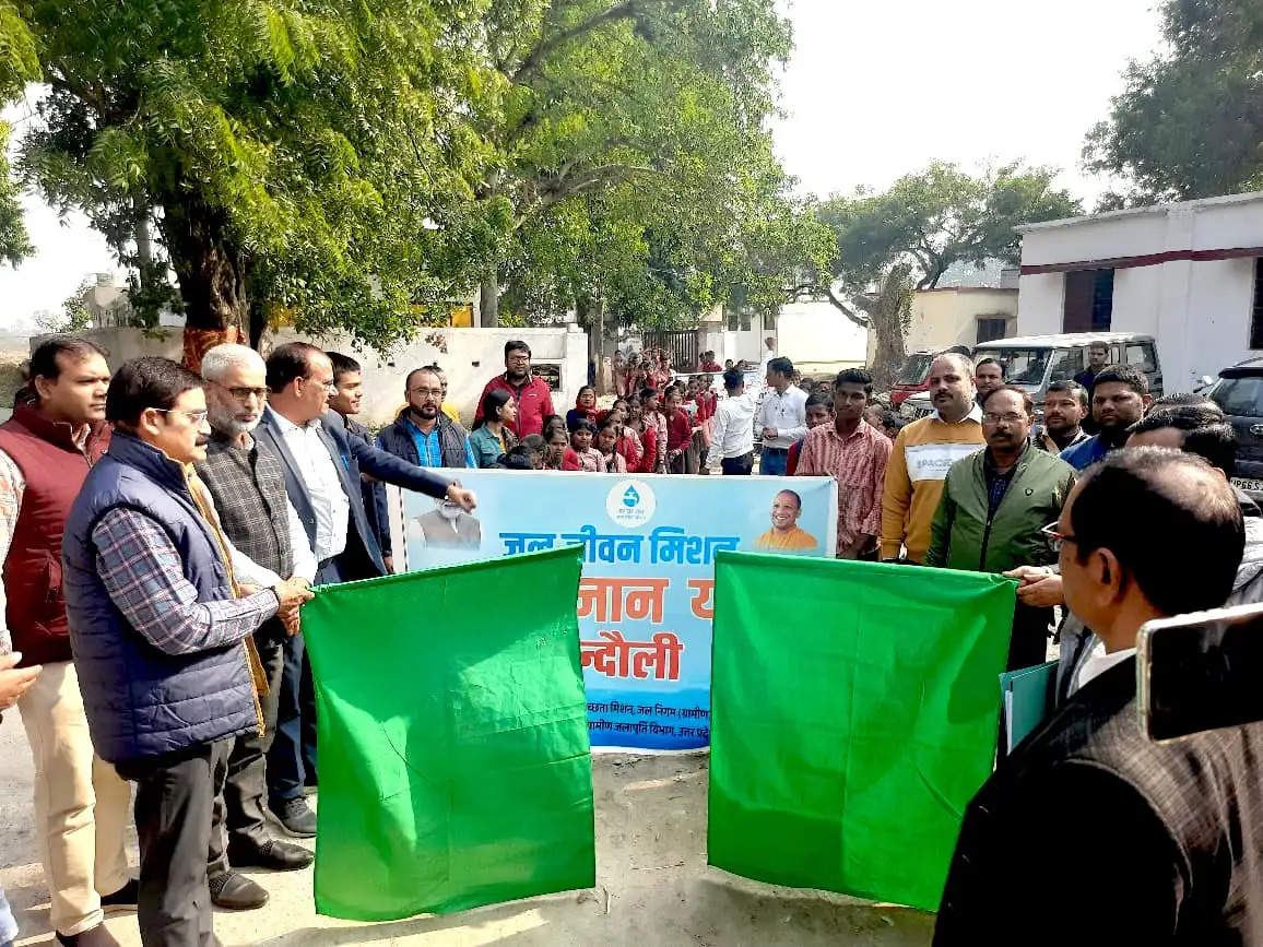 solar pump and pani ki tanki student 