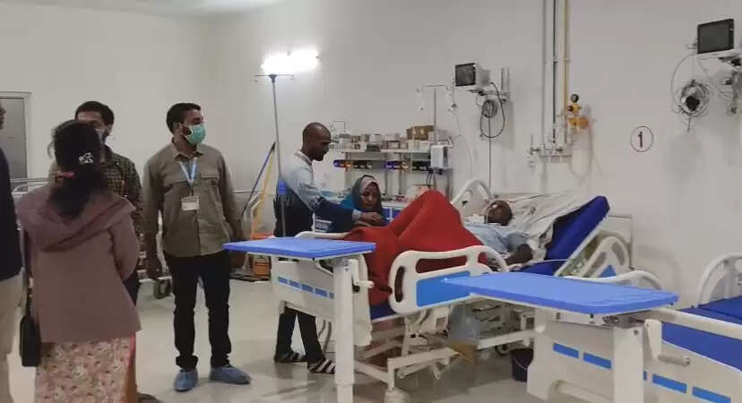   Laparoscopic surgery facility Chandauli Medical College  OPD schedule Surgery Department Pandit Kamlapati Tripathi Hospital  modern kidney operation facility in Chandauli