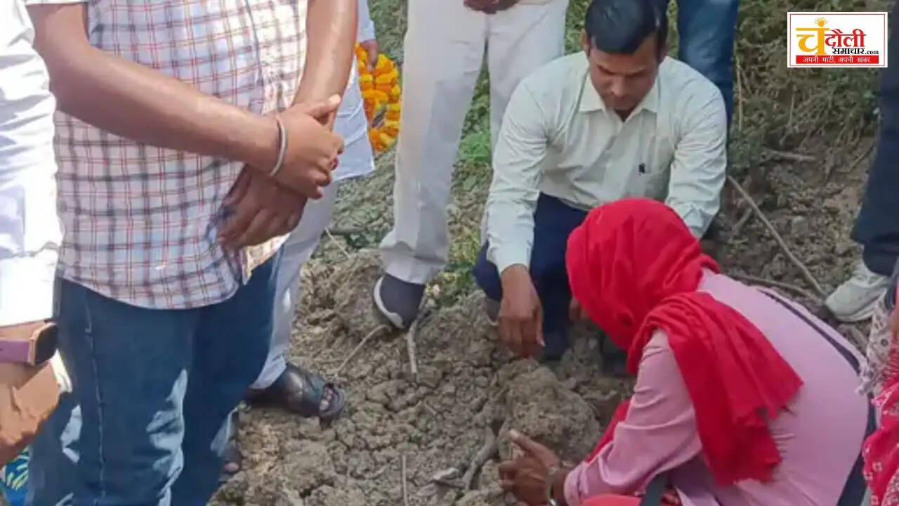 gadai-river-excavation-work-starts-mla-ramesh-jaiswal