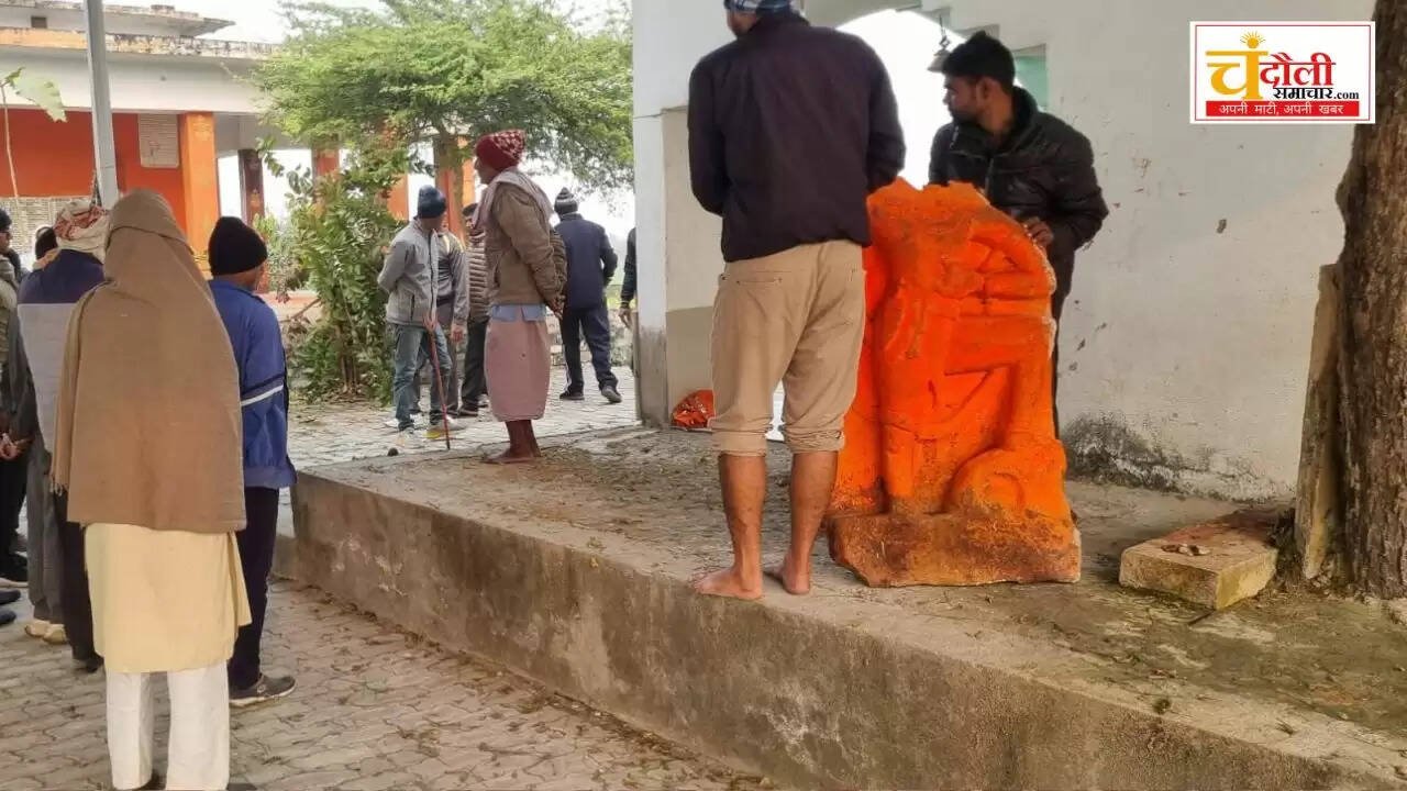  Chandauli Hanuman idol vandalized, Ilia police station news, Kharaunjha village tension
