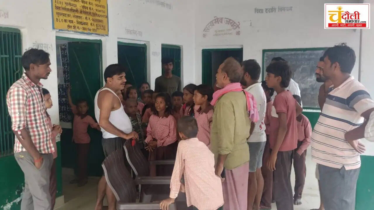 shahabganj-palpur-primary-school-headmaster-beating-allegation-news