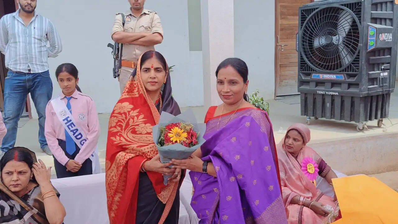jd-public-school-mothers-day-celebration-kiran-singh