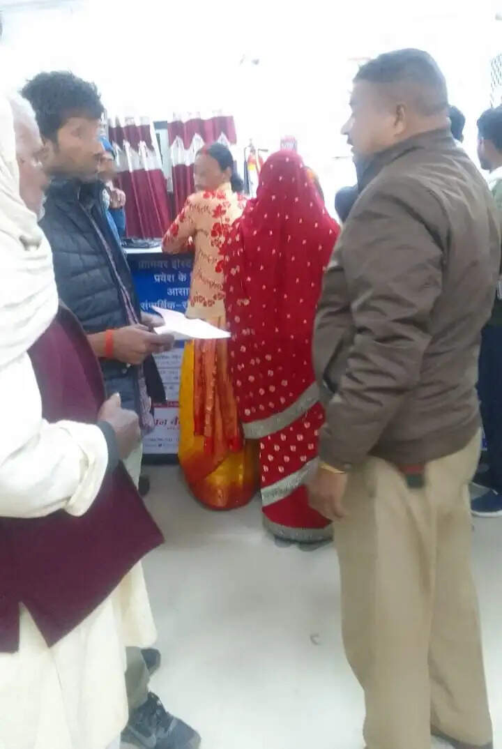 chandauli police checking