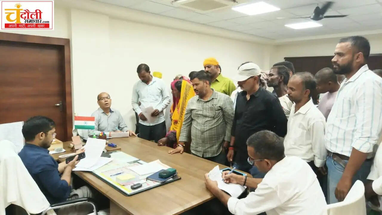 banarsiya-village-problems-memorandum-to-dm