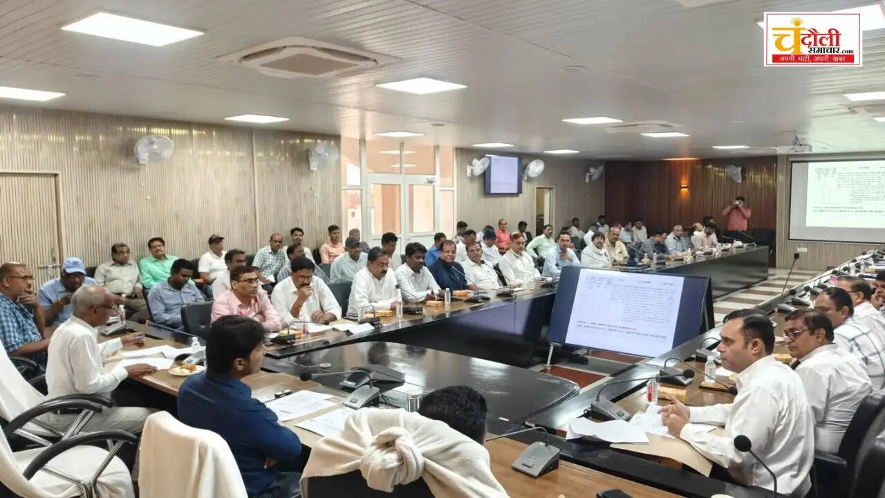 cdo-r-jagat-sai-chaired-udyog-bandhu-meeting-chakia