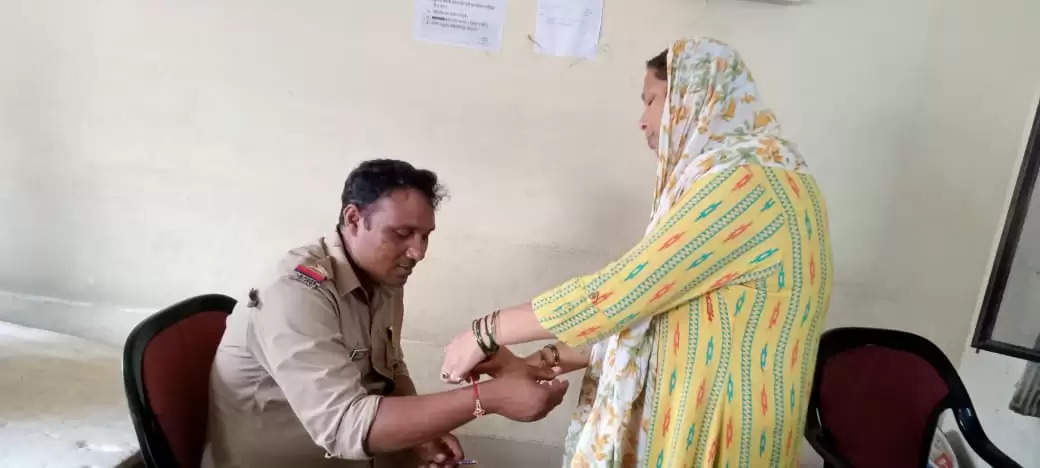 Rakhi to Chandauli Police Indian Bank Locker Victim