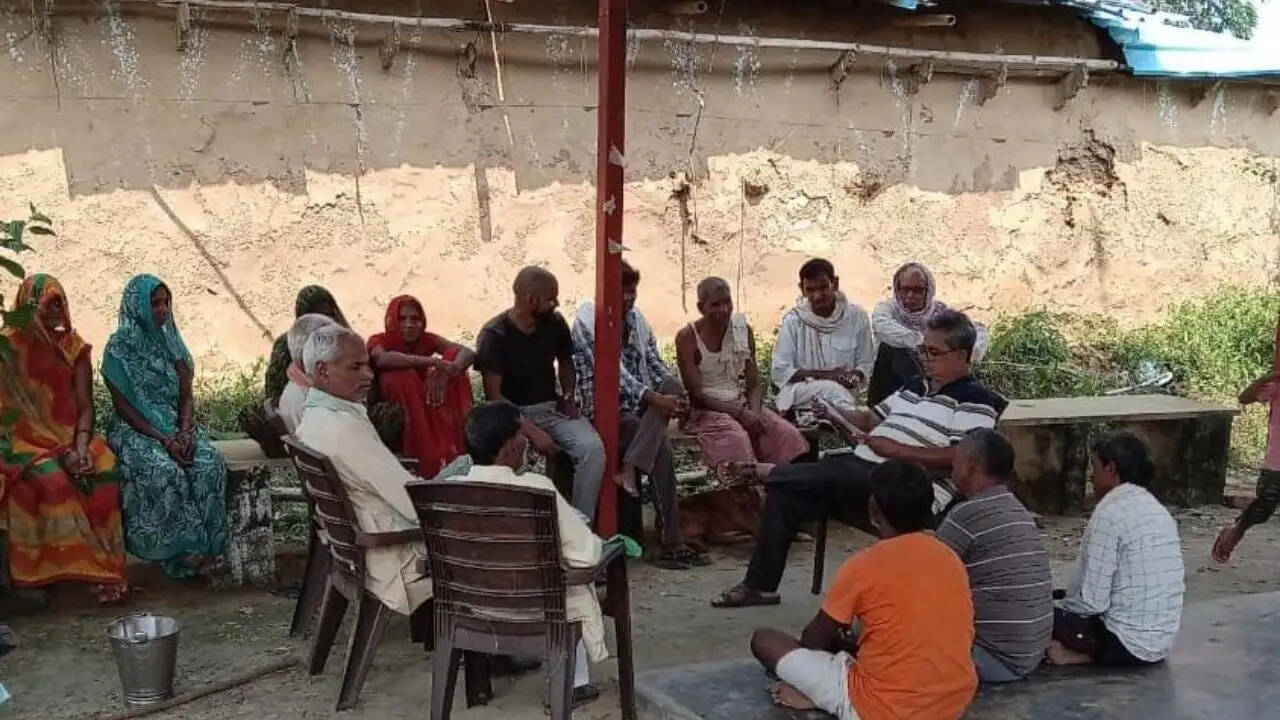 aipf chandauli protest news today, cec gyanesh kumar resignation demand, sir cancellation campaign in up, ajayrai aipf memorandum to president, election commissioner appointment law protest